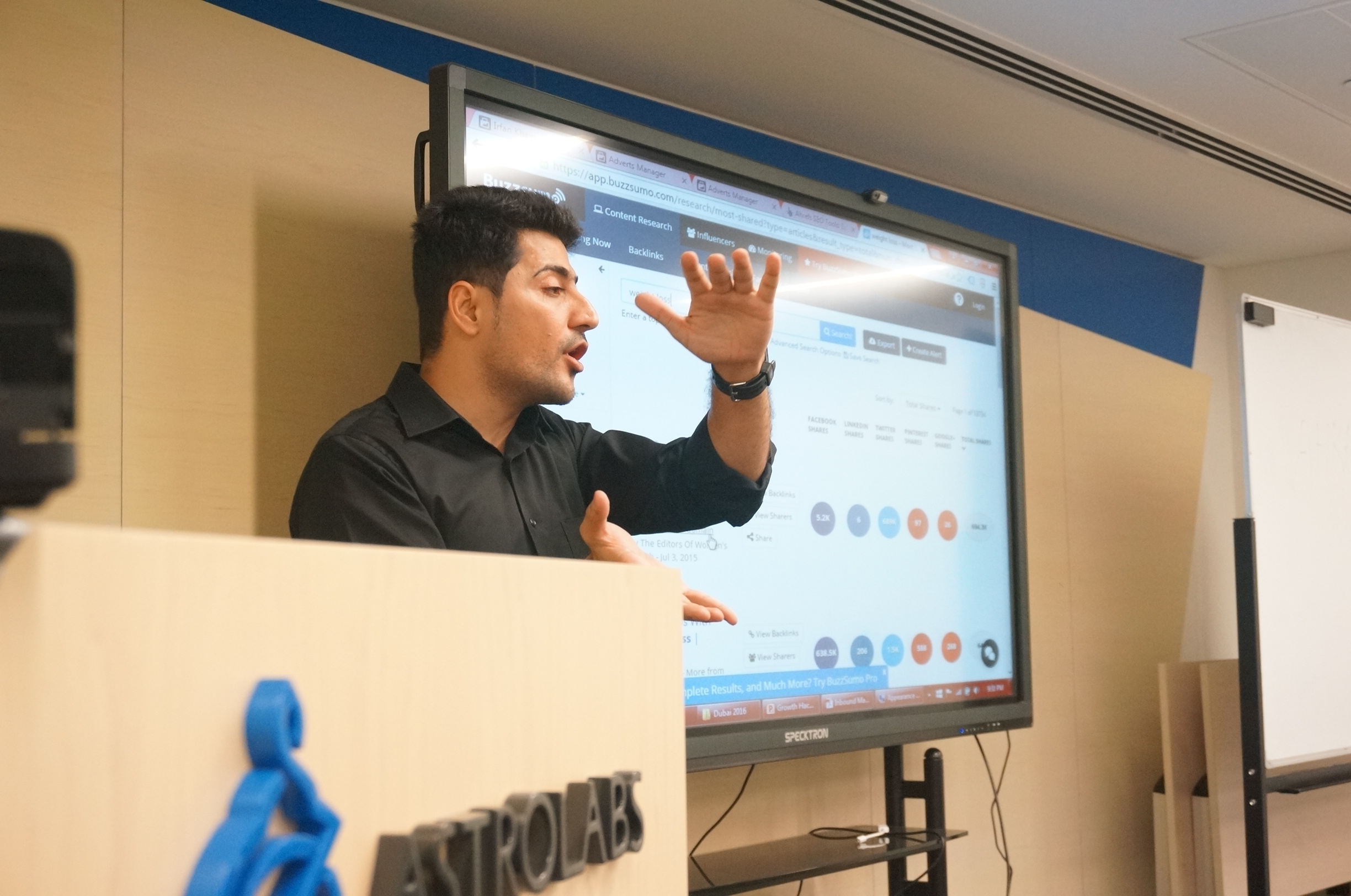 Astrolabs · Growth Hacking